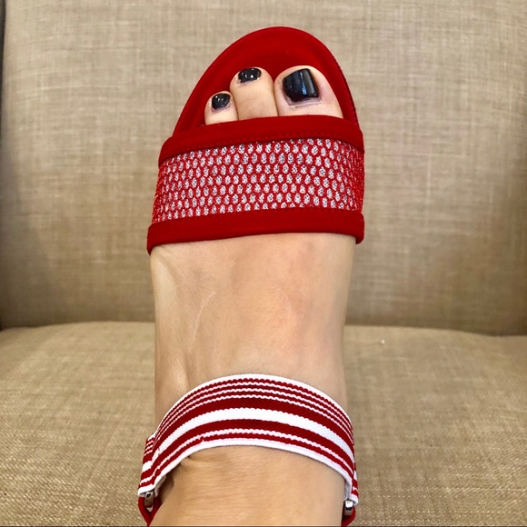 NEW AK Sport sandals with elastic red size 6 - Picture 2 of 6